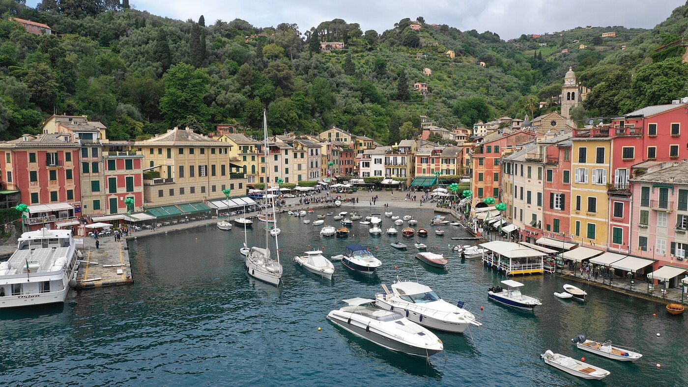 Porto e case colorate di Portofino